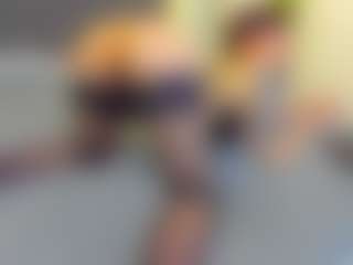 VeraWatts MILF webcam performer live streaming