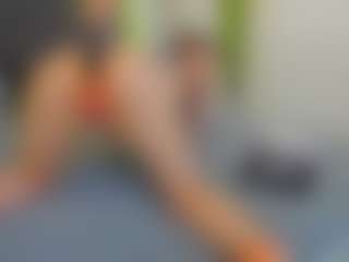 Live cam show with VeraWatts - Public Lovense on Adult Interactions