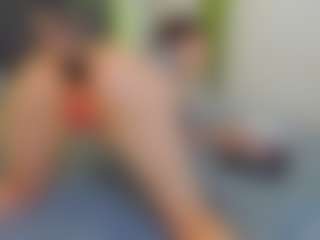 Live cam show with VeraWatts - Public on Milfs Live
