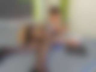Live cam show with VeraWatts - Cute on Gym Cam Girls