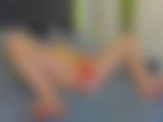 VeraWatts MILF webcam performer live streaming