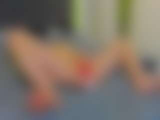 Live cam show with VeraWatts - Cute on SinfulBabes