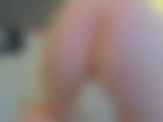VeraWatts's Live Sex Cam Show