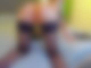 Live cam show with VeraWatts - Brown Hair on Camsoda