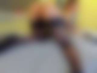Live cam show with VeraWatts - Green Eyes on CamClone