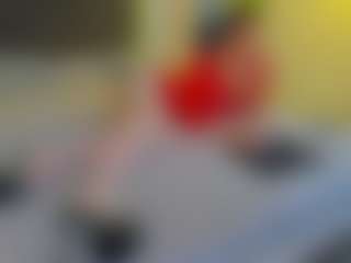 VeraWatts MILF webcam performer live streaming
