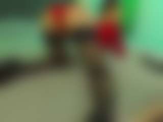 VeraWatts, modelo webcam MILF transmitiendo en vivo