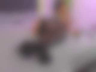 Live cam show with VeraWatts - Public on Camiplay Live