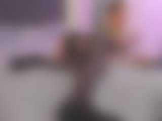 VeraWatts MILF webcam performer live streaming