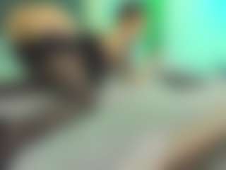 Live cam show with VeraWatts - Brown Hair MILF on StripNow