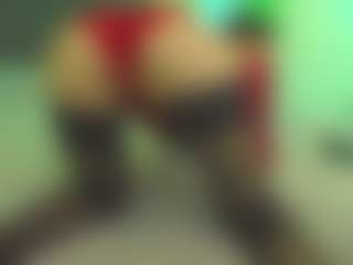 Live cam show with VeraWatts - Solo on AdultVida.com