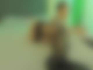 Live cam show with VeraWatts - Green Eyes on parknlotfishbdy