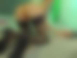 Live cam show with VeraWatts - Green Eyes on SpunkLive