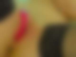 Live-Cam-Show mit VeraWatts - Skinny MILF auf Camsoda