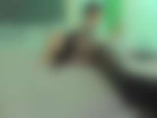 Live cam show with VeraWatts - Stockings on Mixed Magazine Live