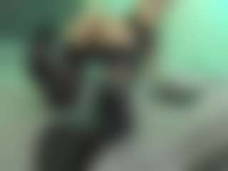 VeraWatts MILF webcam performer live streaming