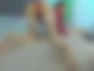 Live cam show with VeraWatts - Spank Brown Hair on fapnchat