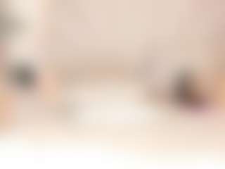 Live cam show with Daniela angelina - Average on Camsoda