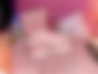 Live cam show with Daniela angelina - Big Balls on Fit Hotties