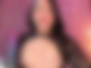 Live cam show with Daniela angelina - Cumshot on Mixed Magazine Live