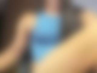 Lovelymia18's Live Sex Cam Show