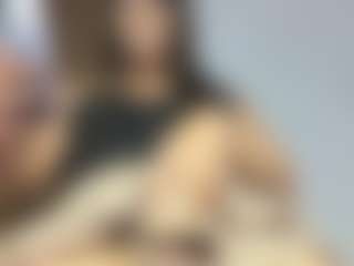 Lovelymia18's Live Sex Cam Show