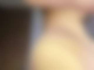 Lovelymia18's Live Sex Cam Show