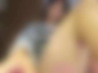 Live cam show with Lovelymia18 - Big Tits on Camsoda