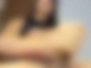 Lovelymia18's Live Sex Cam Show