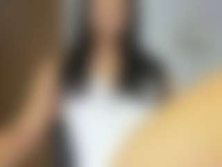 Lovelymia18's Live Sex Cam Show