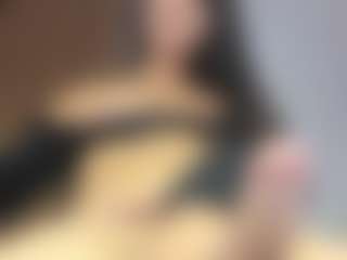 Lovelymia18's Live Sex Cam Show