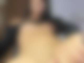 Lovelymia18's Live Sex Cam Show