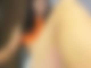 Live cam show with Lovelymia18 - Tease on Camsoda
