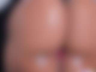 Clarisa-Baby's Live Sex Cam Show