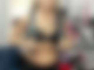 Live cam show with luxCrystal - Granny on crypto-cams