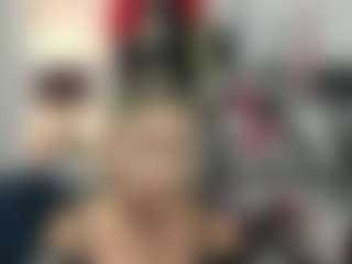 Live cam show with luxCrystal - Granny on TeamSkeetLive