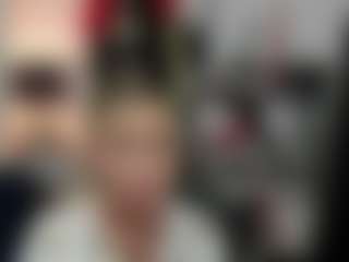 Live cam show with luxCrystal - Living Room on livesuperchat.net