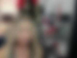 Live cam show with luxCrystal - Granny Petite on StripNow