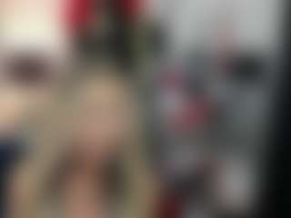 Live cam show with luxCrystal - Bikini on Sweet Sext