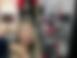 Live cam show with luxCrystal - Old on fuklive.com