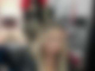 Live cam show with luxCrystal - Living Room on Stripli.com