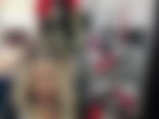 Live cam show with luxCrystal - Senior on Latina Girls