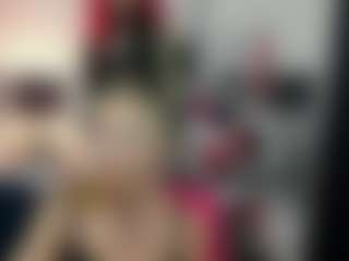 Live cam show with luxCrystal - Granny Petite on Camsoda