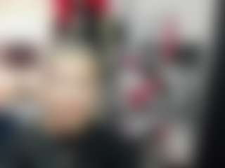 Live cam show with luxCrystal - Pov on CamClone