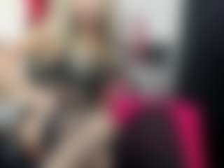 Live cam show with luxCrystal - Senior on SxyPornLive