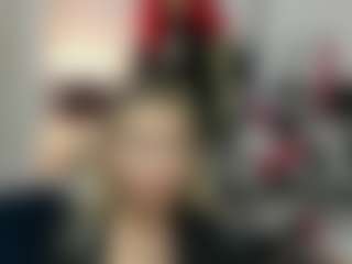 Live cam show with luxCrystal - Blonde Hair on AdultVida.com