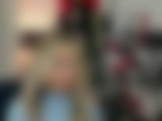 Live cam show with luxCrystal - Domina on xDating