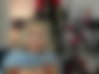 Live cam show with luxCrystal - Control on livesexfox.com