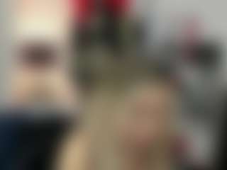 Live cam show with luxCrystal - Granny on xplaylive.com