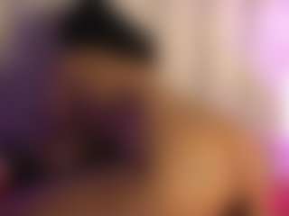 Live cam show with yayoi-cresp - Ebony on Streamer API | colombia